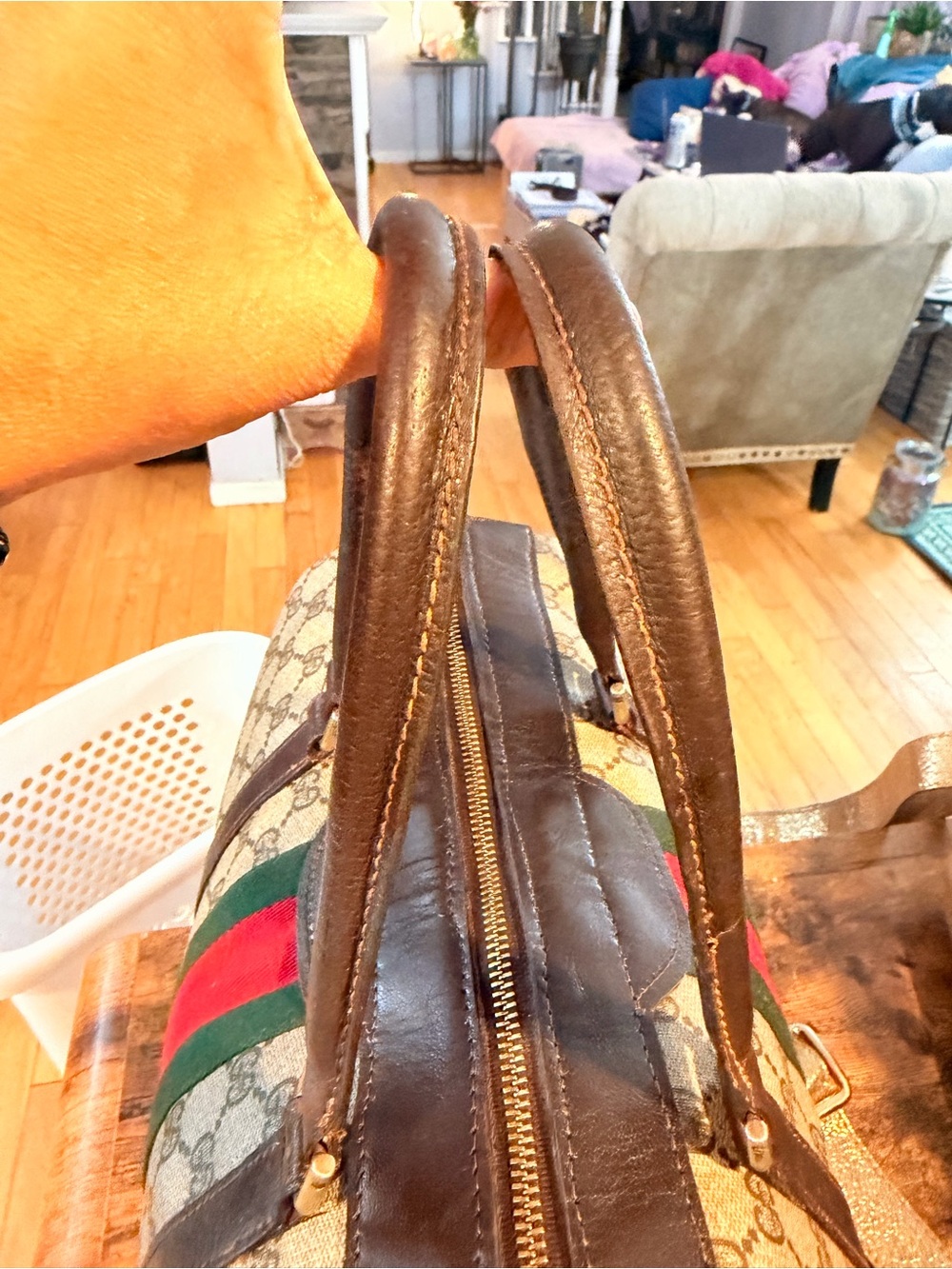 Gucci Beige Monogram Duffel with Red & Green Center Stripe - Picture 5 of 12